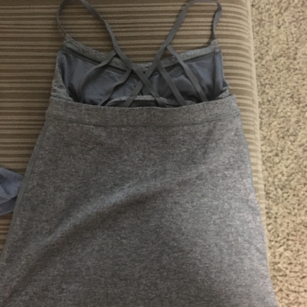 Lululemon tank
